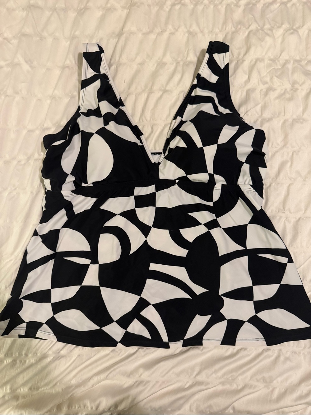 Amazon Black & White Abstract V-Neck Swim Tank Top